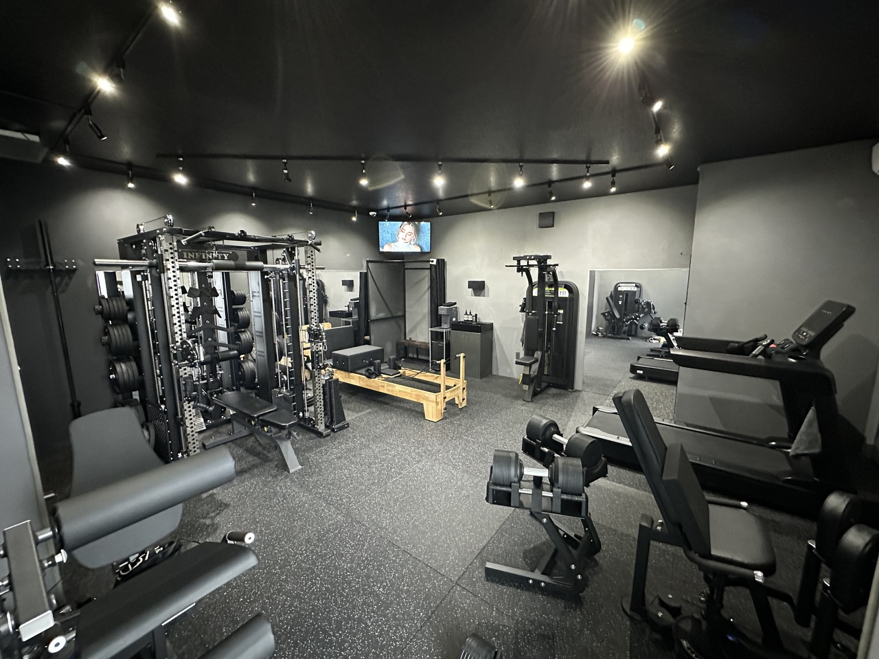 月額3980円　1日　1回　60分　通い放題