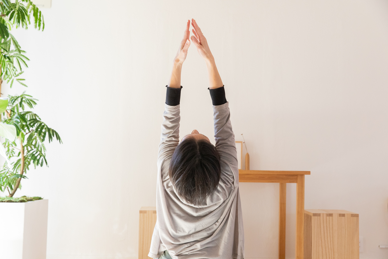 リラックスヨガ　/ とも　（運動量　★）