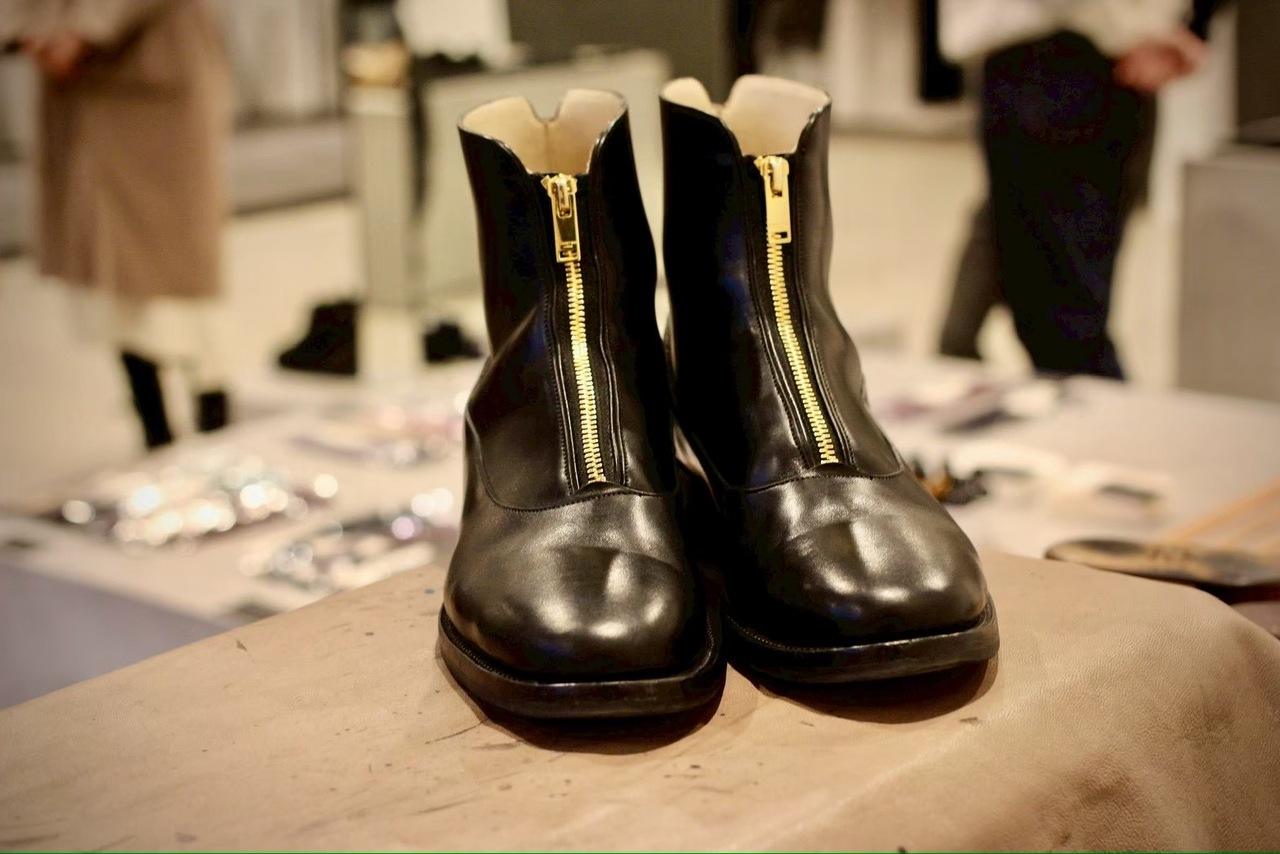 靴磨き【4/25 SUNSET BAY青山】