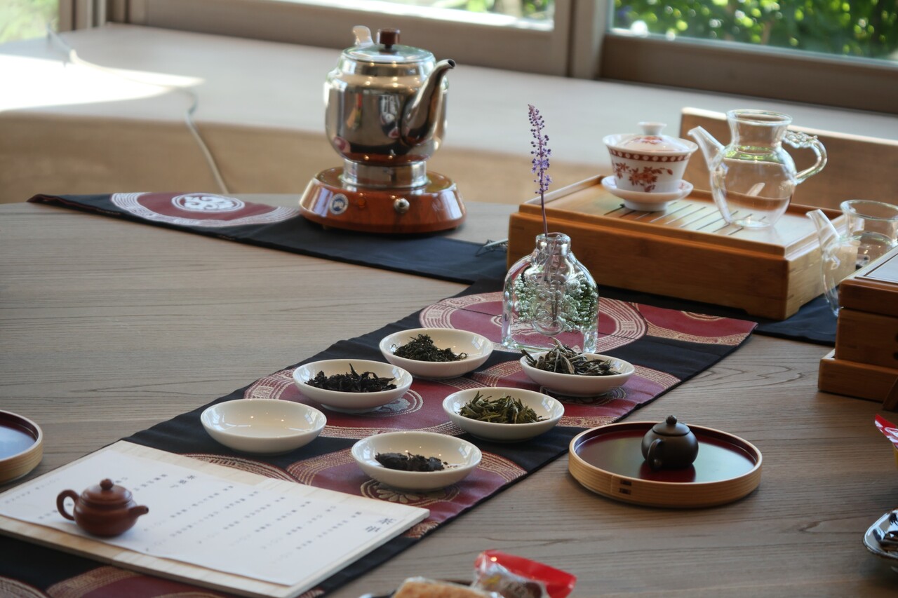 《錢屋塾》中国茶教室時々茶席。～新茶の会～