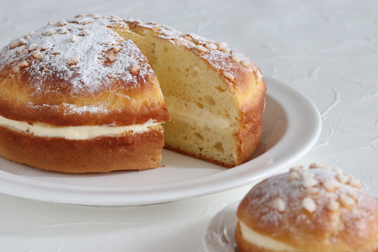 南仏サントロペの銘菓　トロペジェンヌ