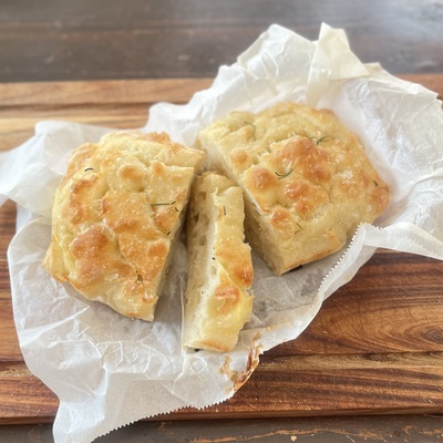 究極のストレート法で2種のパン！高加水フォカッチャ&ナン、手作りカレー麹のバターチキンカレー、カレー麹のお土産付き