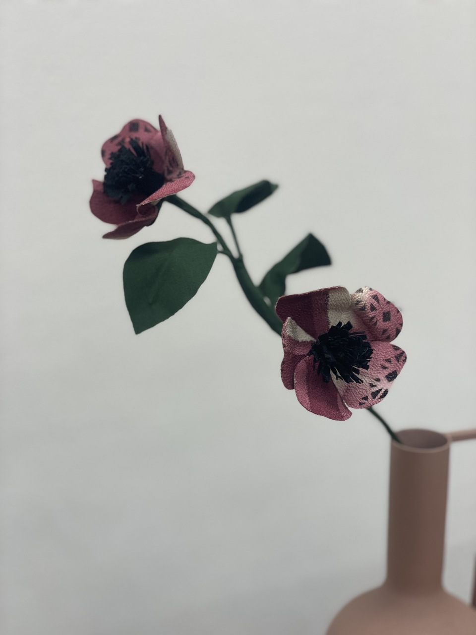 着る機会のなくなった着物で　『 椿  』　を作るワークショップ