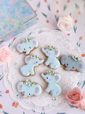 赤ちゃんゾウさんとミモザアイシングクッキーレッスン＜緑橋教室＞