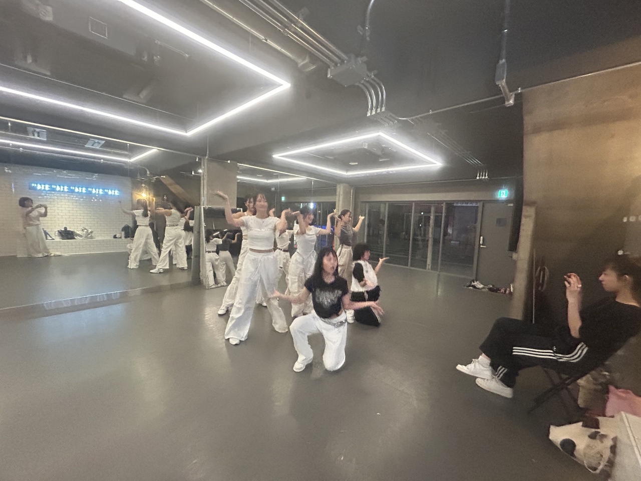 木曜K-POP ジャッククラス(A:17:10〜/B:18:20〜 60分)