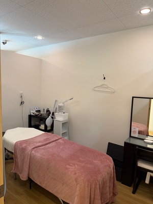 脱毛・フェイシャル・瘦身エステのご予約はこちら