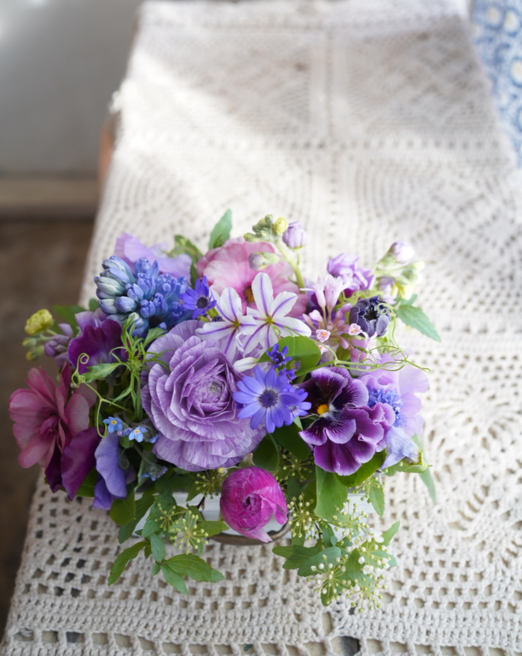 2月＊Special class**【アレンジメント】 『アメジスト色な球根花たちのアレンジ』