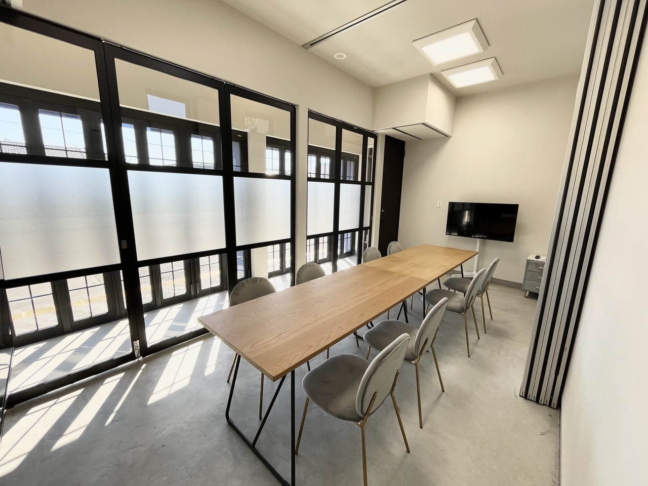 会議室B+C 予約受付ページ