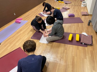 【ﾘｸｴｽﾄﾚｯｽﾝ】優しく身体を整える たまごヨガ　🔥　　aki