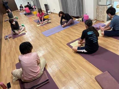 【ﾘｸｴｽﾄﾚｯｽﾝ】優しく身体を整える たまごヨガ　🔥　　aki