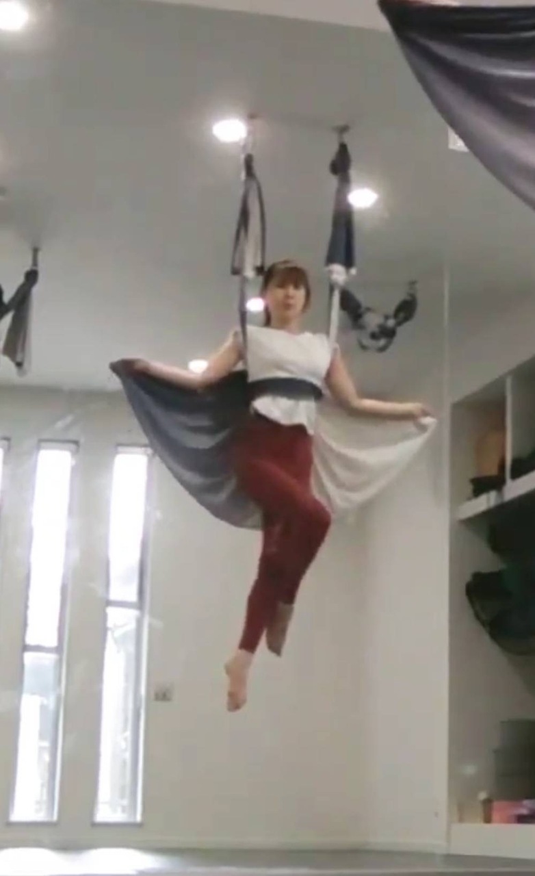 【エアリアルフロー】 Hitomi ★★‪☆☆☆