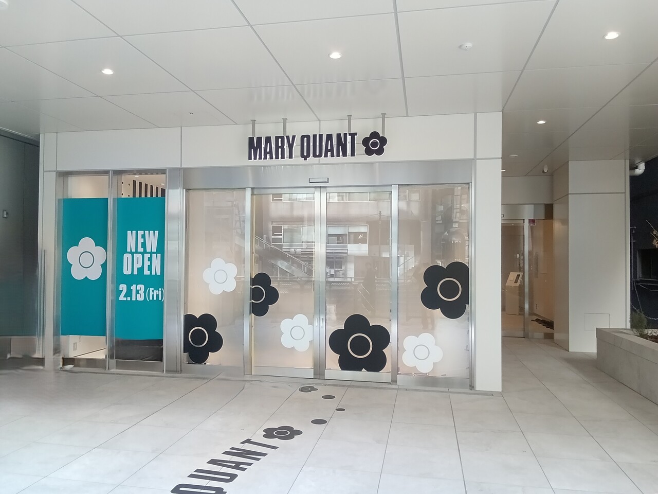 MARY QUANT 青山店