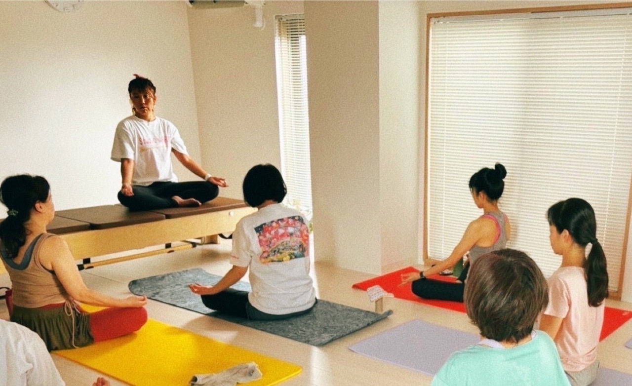 みんなでyoga オールレベル