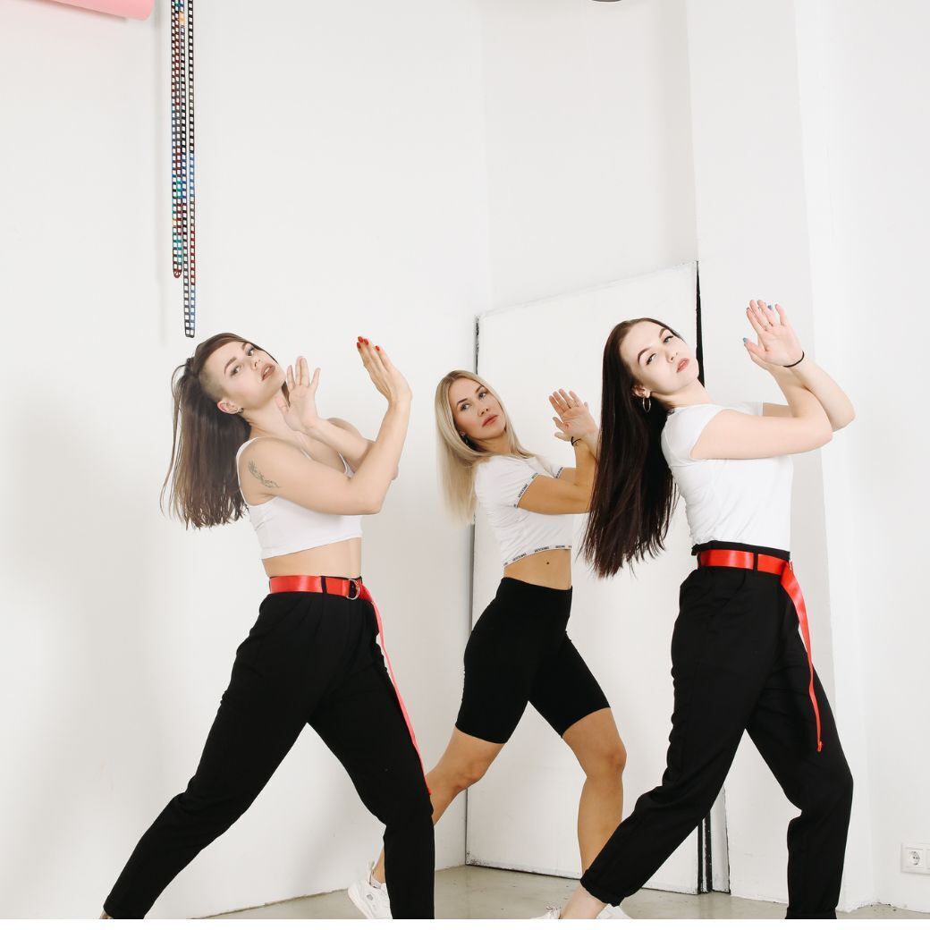 ズンバゴールド (月曜13:30～)　