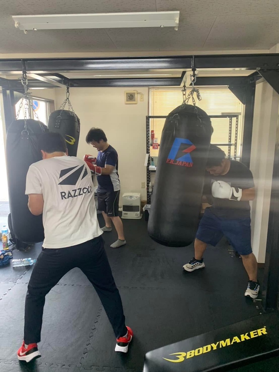 レンタル利用がお得な日🥊1時間1500円！3名まで同時利用可能