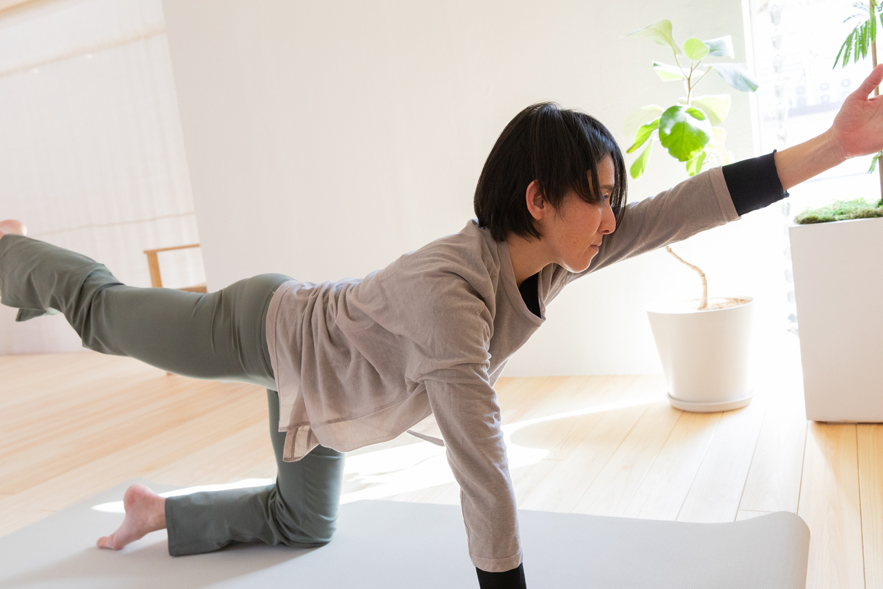 朝ヨガ　/ とも　（運動量　★★）