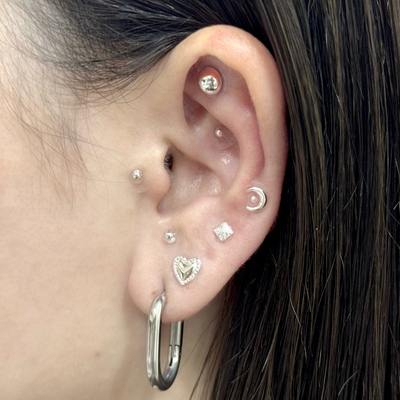 耳つぼジュエリー予約ページ