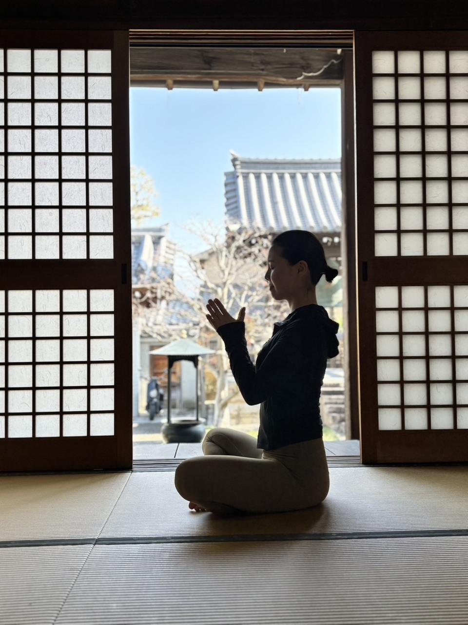 【ととのう朝ヨガ 〜背骨・骨盤・呼吸〜】KANA ★☆‪☆☆☆