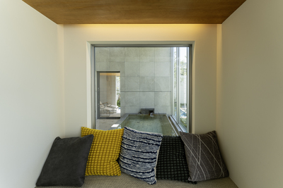 10.スカンディナビアモダン　生成(kinari)　天然温泉＆サウナ付　2名　90分　12,800円