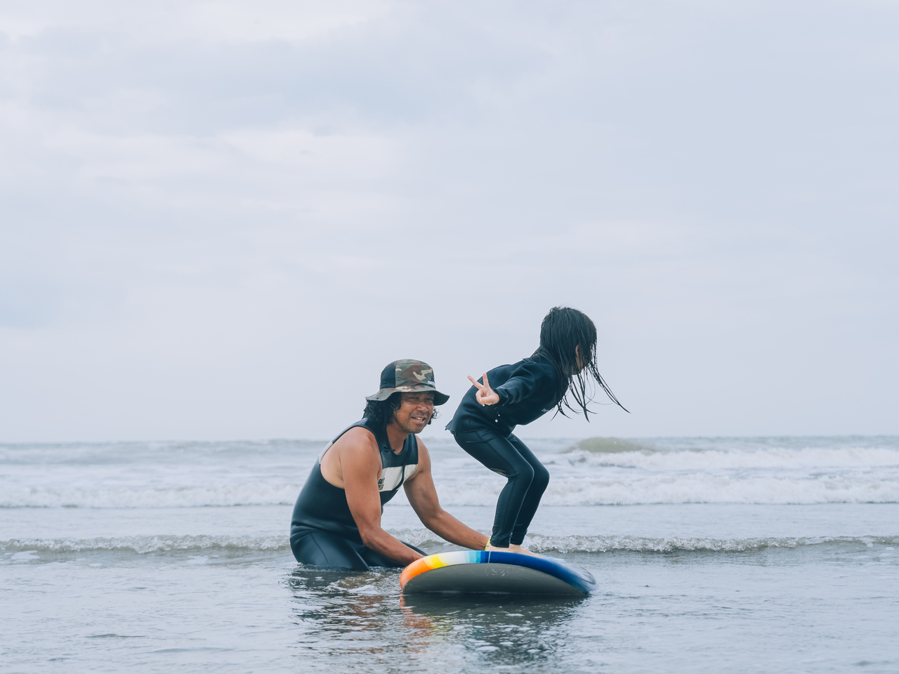 村上さんとサーフィン体験_北海道(厚真)プログラム_ポケマルおやこ地方留学2025夏
