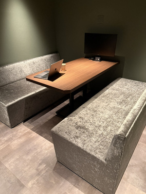 八王子店 / BOX席 (半個室席)