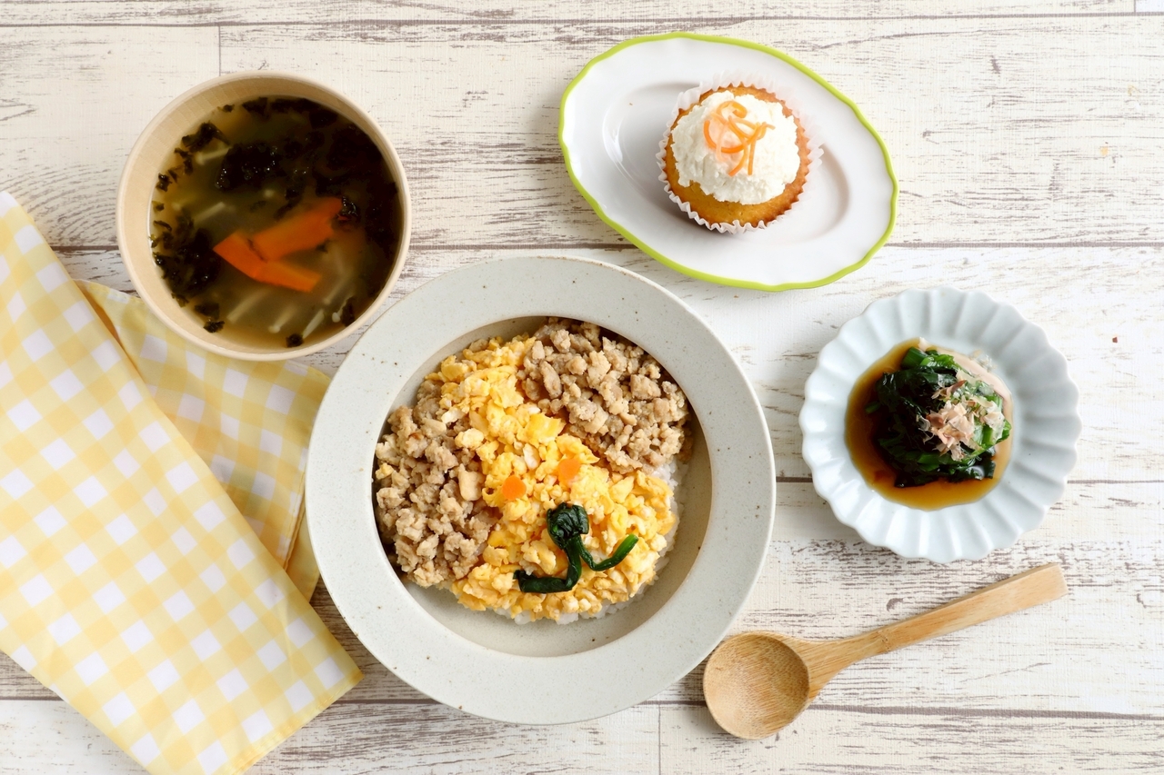 【３月前半A】春のいろどり 3色そぼろどん