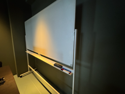 【2025年内限定1100円/h】八王子店 / 1～8名会議室 / Room.A