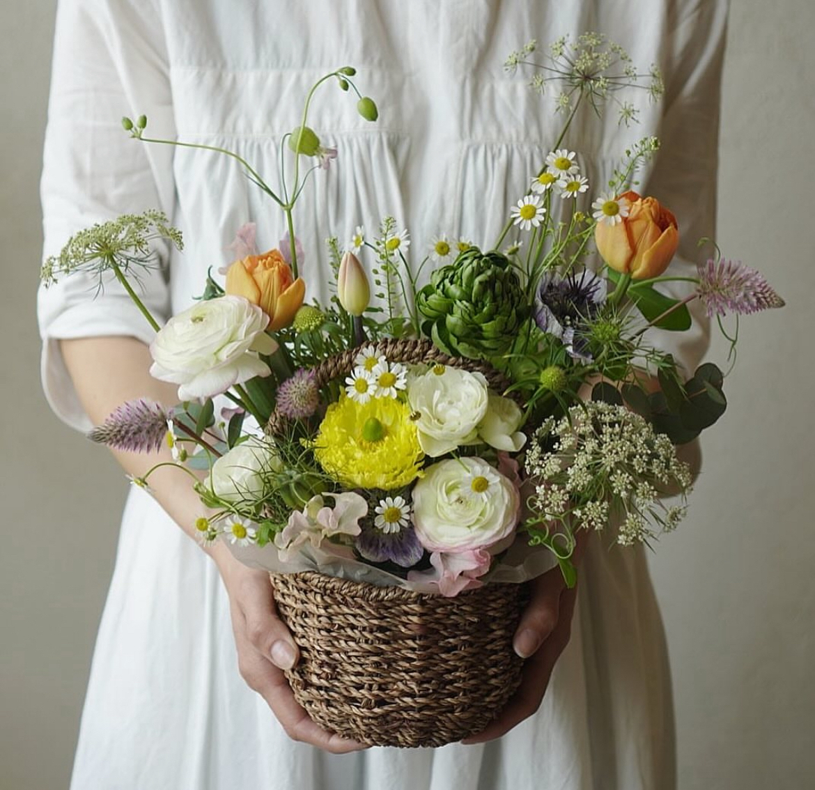 生花の花束・アレンジメントのご予約を承ります。