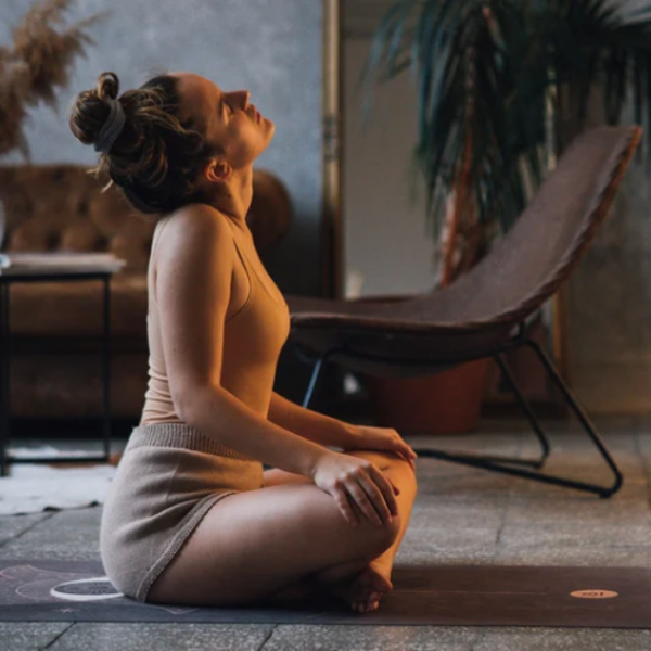 スローフローヨガ☆1,5〜