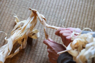 【体験予約】～ヒノキでお迎えする新年～ヒノキのしめ飾り作り（予約受付：11月10日（月）～）