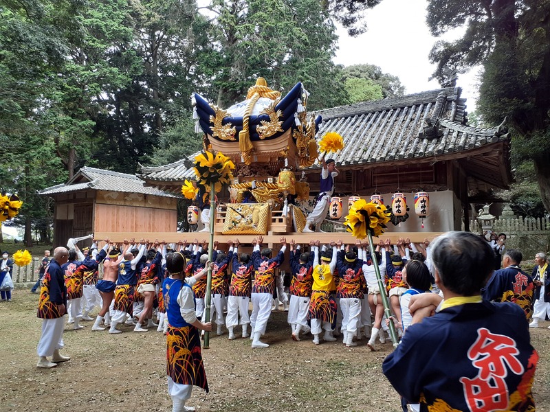 130cmビックサイズ♪ 近畿配達3千引 播州 屋台 祭 神輿 ミニチュア 灘のけんか祭り 我が家のミニ屋台コレクション（別カメラ） - YouTube