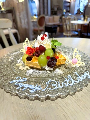 「プレミアムティータイムプラン」お好きなパフェ1品＋紅茶飲み放題 🫖3990円×ご人数分