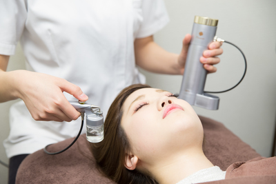 鍼治療・美容鍼のご予約はこちら