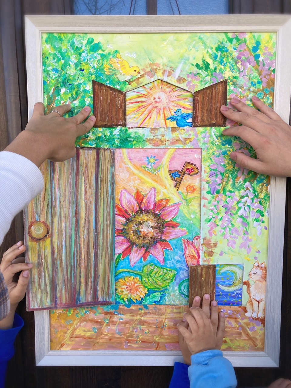 [つくば駅 トナリエ] 扉を開けてどこへ行く？大きな仕掛け絵を作ろう