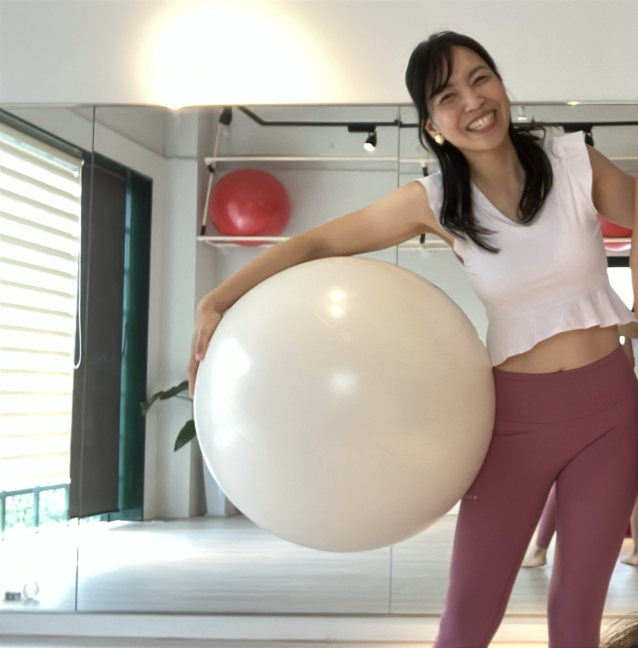 【オンライン】産後のお腹痩せバランスボール【別室託児クラス】kana