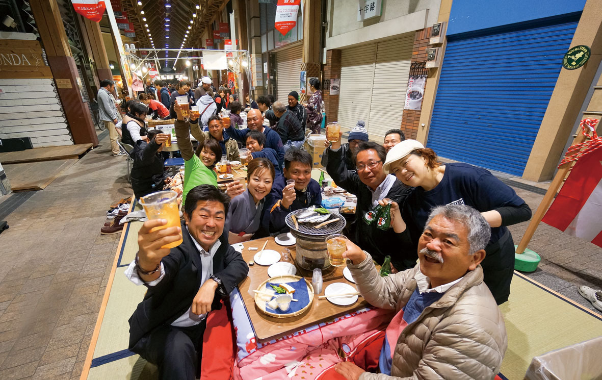 土佐の「おきゃく」はりまやの大おきゃく　満席の場合は、下記に日付が表示されません。