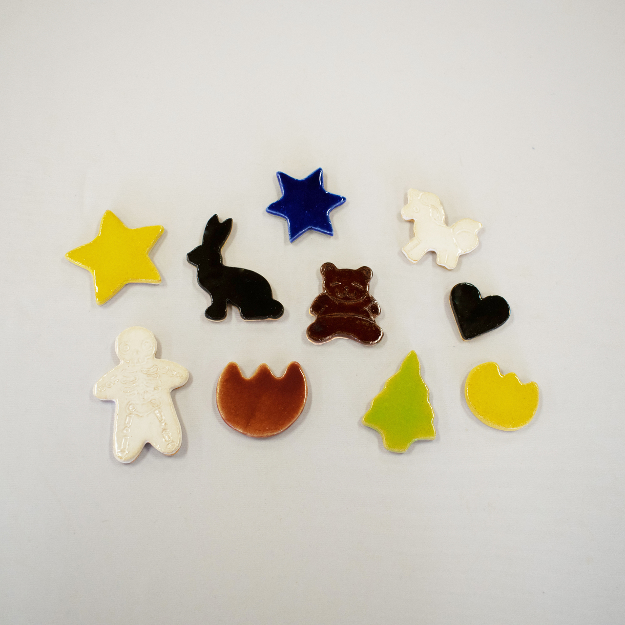 粘土であそぼう！～型抜き体験～│4/11(土)【対象:どなたでも(小学3年生以下保護者同伴)】