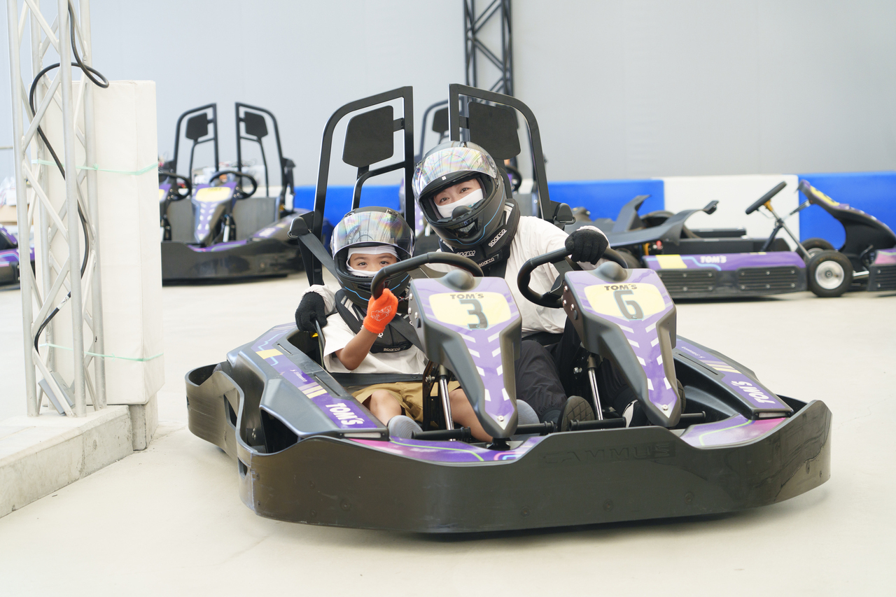 休日/屋外2人乗りEVカート(運転手身長150cm～) 10分セッション(走行時間は7分間)