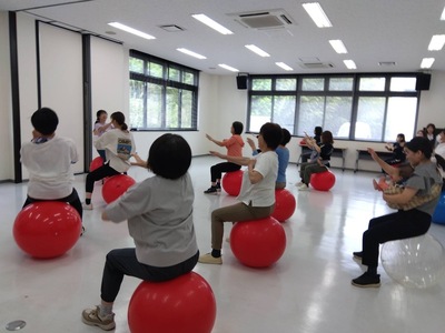 初めてのバランスボール