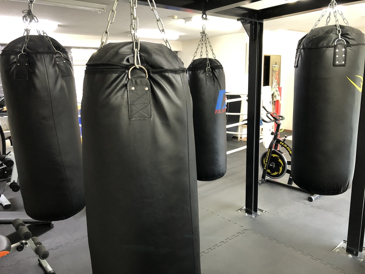 レンタルボクシングジム 60分3000円！3名までの利用【クレジット決済】