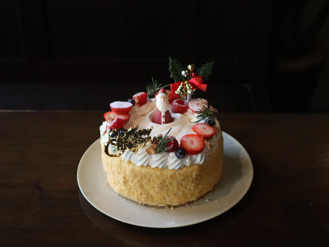 2025クリスマスケーキ《ノエル・フロマージュブラン１５㎝》