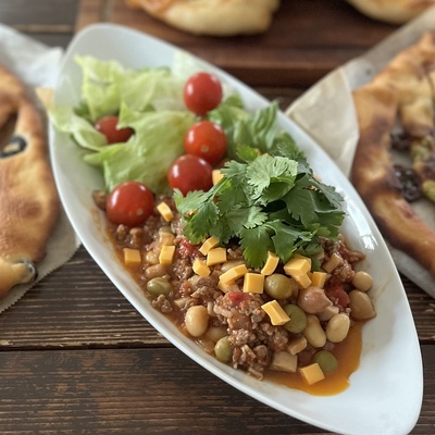 甘酒酵母で 雑穀カンパーニュ＆いちじくのレトロバゲット、絶品だし塩麹に漬け込んだササミの雑穀トマト煮