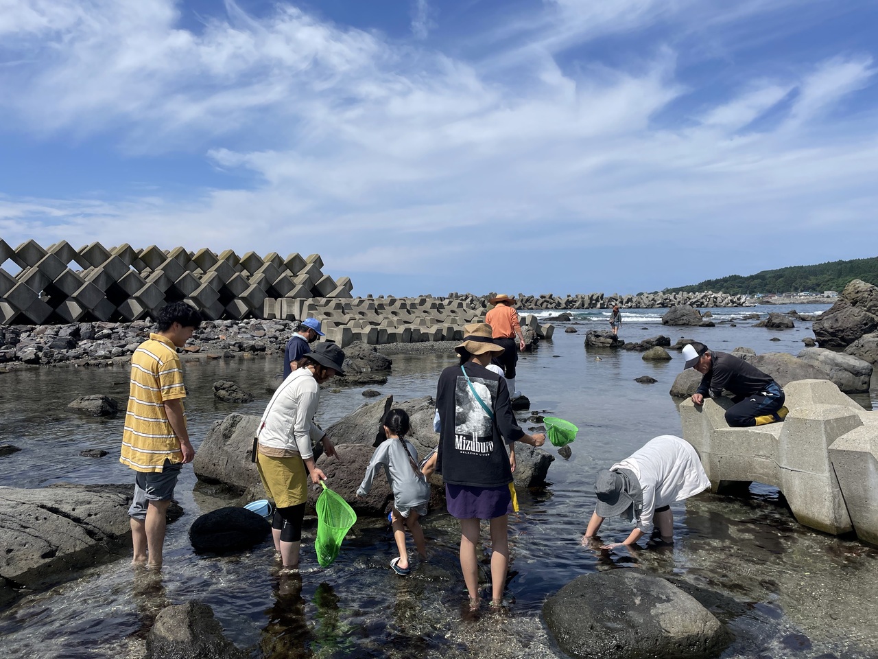 磯遊び体験(窪山さん)_函館・道南プログラム_ポケマルおやこ地方留学2025夏
