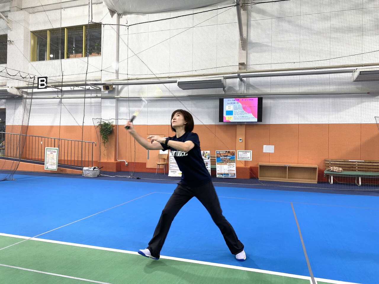 【2/22(日)・3/8(日)】特別無料体験〈バドミントン 一般初めてクラス〉