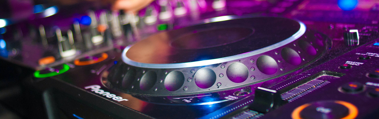 SQUARE MUSIC レッスン予約ページ