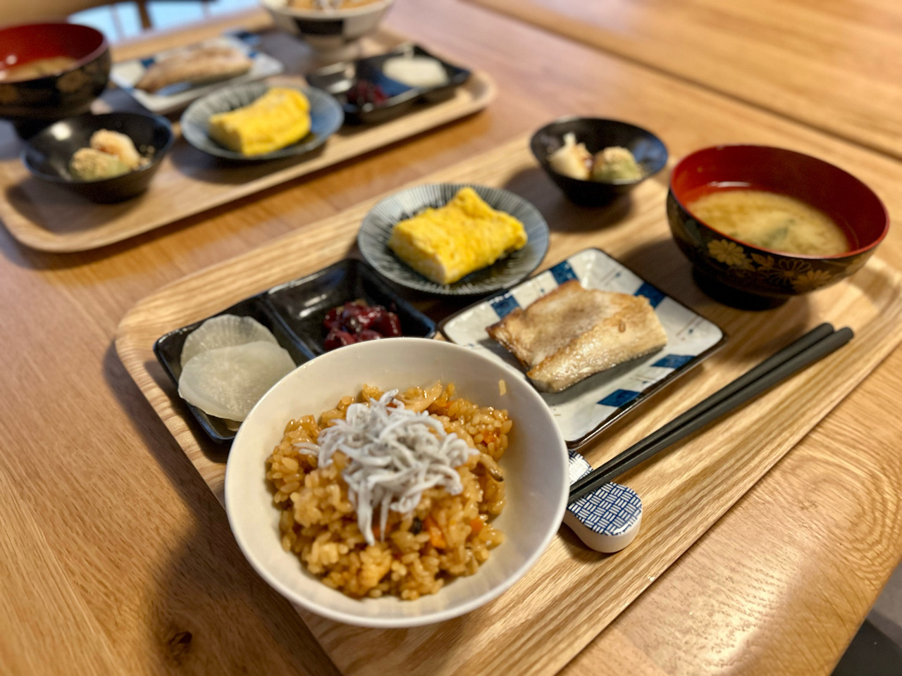 朝の季節の和食御膳 - Japanese breakfast -