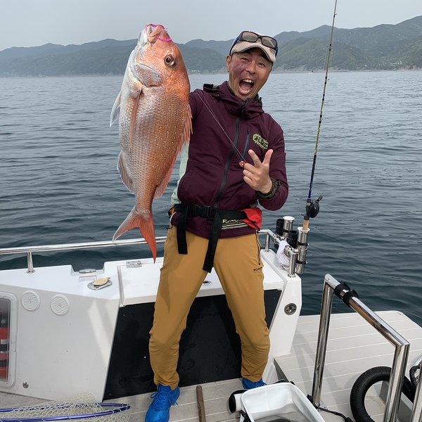 まとめ売り 船長 ２ p800x600_a6957163.jpeg