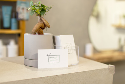 hair works monogoto  半個室マンツーマン美容室　JR香椎駅から徒歩3分