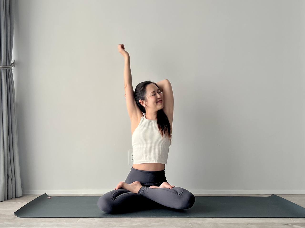 朝のスローストレッチヨガ