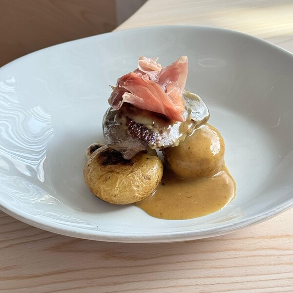 お昼の席の予約／Table reservation for lunch／Reserva para o almoço